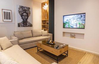 Omega Suites 31 - Photo 12