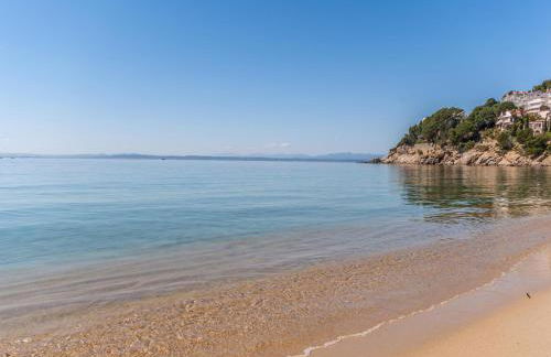 Peaceful Holiday Home in Costa Brava With Private Pool - Foto 38