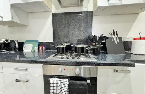 3 Bed Stay for Families, Groups And Contractors - Foto 8