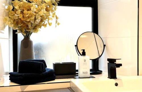 Peak District Getaway Retreat! The most Stunning Garden Views - Firepit - Brand newly refurbished - Perfect for friends & family getaways - Photo 31