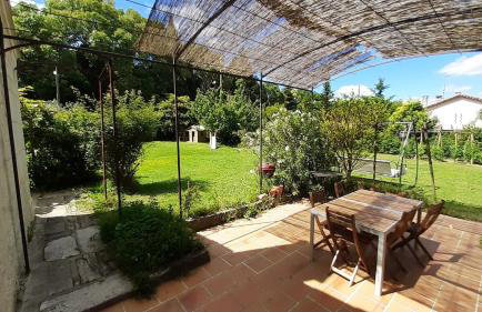 Le Mazet de la pointe dans les Alpilles avec piscine et jardin - Foto 17