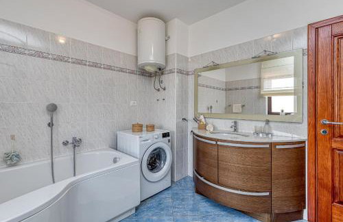 Silvia II with Private Pool - Foto 37