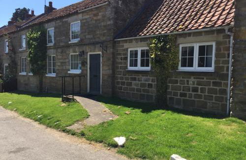 SUNNYSIDE COTTAGE HUTTON LE HOLE NORTHYORKSHIRe - Photo 8