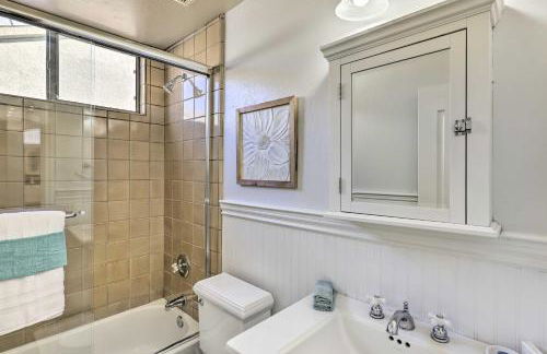 Tee Off, Relax Poolside! Family Home in Scottsdale - Foto 16