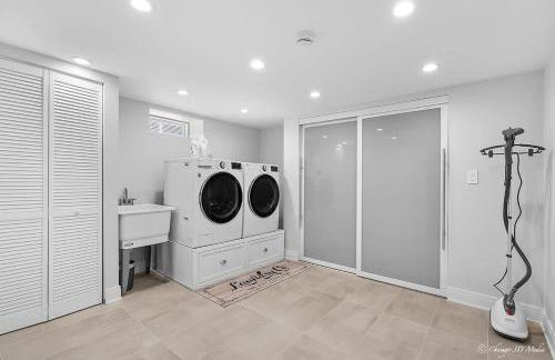 Casa 22 Luxury & Modern 3BD 2BA Home in Skokie - Photo 56