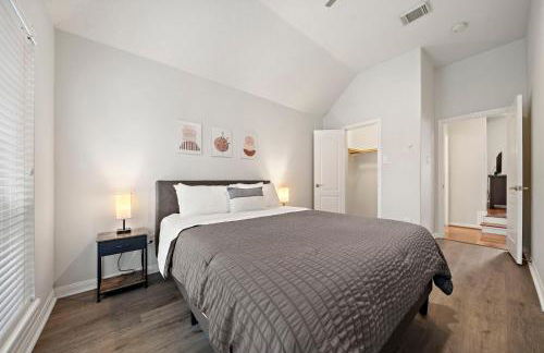 Houston Lake Retreat Pool Lake Front Spa - Foto 37