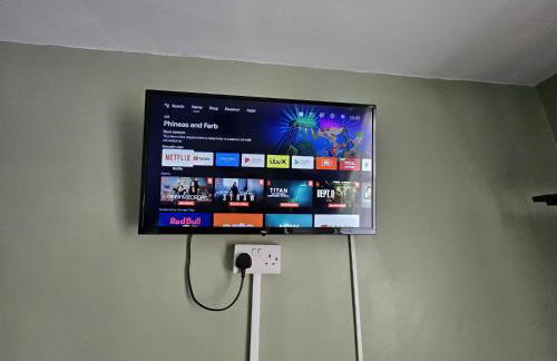 OceanNest-3 Bedroom Apartment free parking, EV 22kW - Foto 13