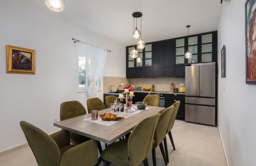 Beachfront villa Pensa private pool, 3-bedroom - Foto 14