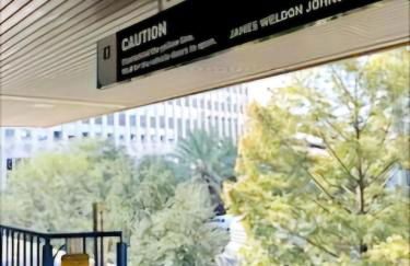 Contemporary Downtown Condo - Foto 12