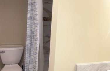 Modern 3-bedroom, big fence yard, Pets stay free - Foto 31