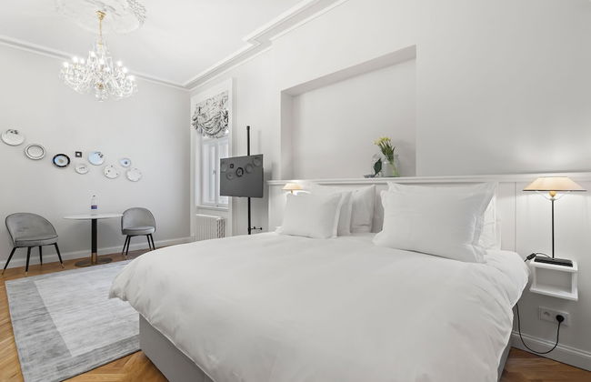 Vodičkova Luxury Suites - Photo 18