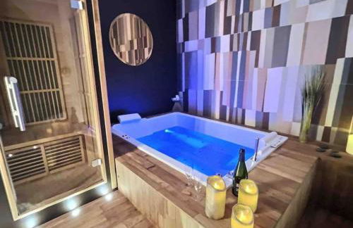 La suite du 21 - jacuzzi - sauna - centre ville - Foto 17