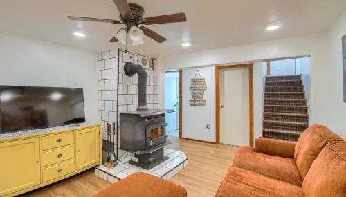 Group Getaway w/ Mtn Views: Home in Circleville! - Foto 2