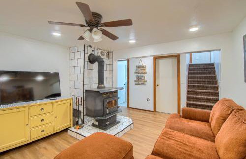 Group Getaway w/ Mtn Views: Home in Circleville! - Foto 2