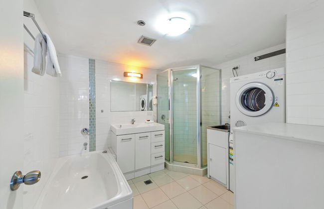 Zenith Ocean Front Apartments - Photo 52