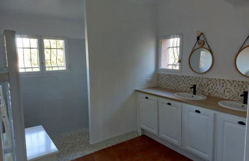 LA MARINE Piscine chauffée villa avec piscine 5 mn à pied de la mer - Foto 8