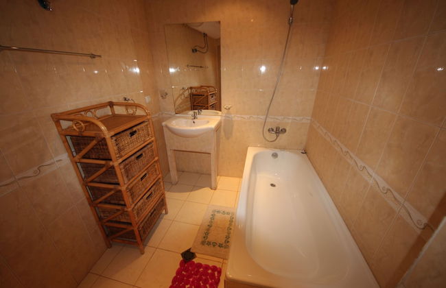 Menada Negresco Apartments - Photo 10