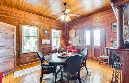 Historic Farmhouse with Modern Amenities and Hot Tub - Foto 14