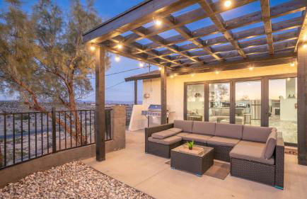 Desert Villa - EV, Hot Tub, Grill, Bar, Games, RV Parking in Twentynine Palms Downtown - Foto 55