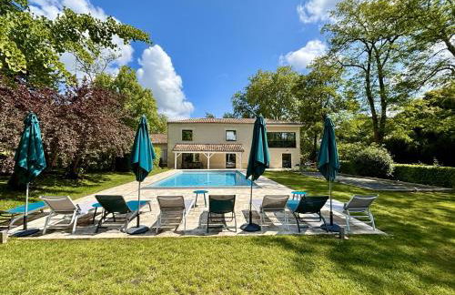La Maison L'Eperon, stylish 5 star villa surrounded by vineyard near Saint Emilion - Foto 1