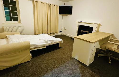 Stunning 5-Bed House in Peterborough host 15 g - Foto 15