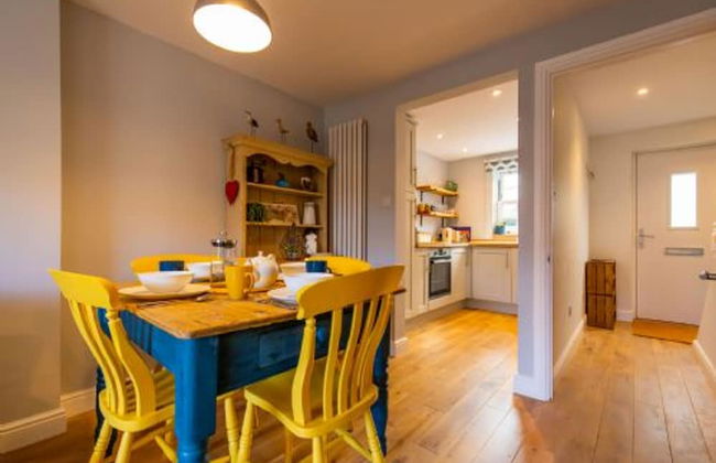 Host Stay The Courtyard - Photo 3