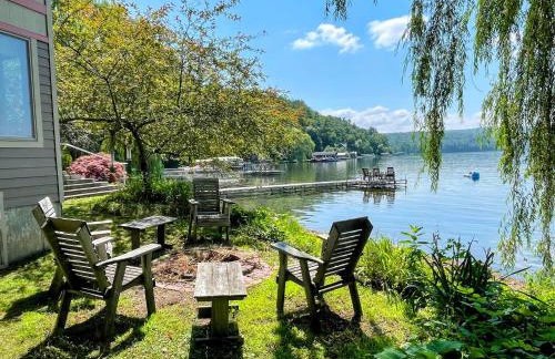 Risingwater Newly Listed Stunning Home with 150-Foot Beachfront in the Finger Lakes - Foto 42