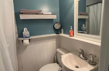 Charming home in heart of St Joseph 30 Plus days - Foto 26