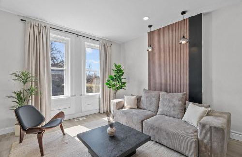 Brick and Modern on Miami St By StayLage - Foto 18