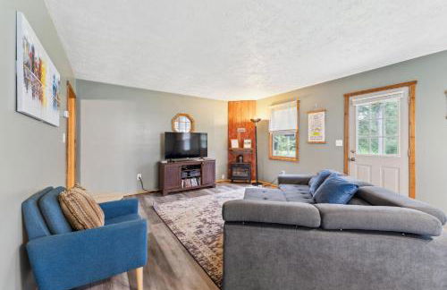 8BR 5BA Huge Dog Friendly Log Cabin near Wisconsin Dells and Lake sleeps 25plus - Foto 39