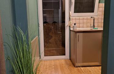 Billie's guest house - Photo 25