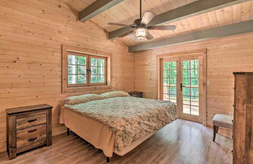 Pet-Friendly Otto Mountain Cabin with Fireplace! - Foto 13