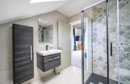 Spacious 6 Bedroom Escape with Hot Tub, Games Room & Karaoke in Yorkshire - Foto 41