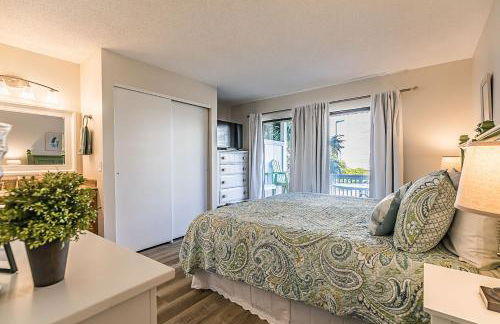 First Floor Condo - Walking distance to beach and pools! - Foto 17