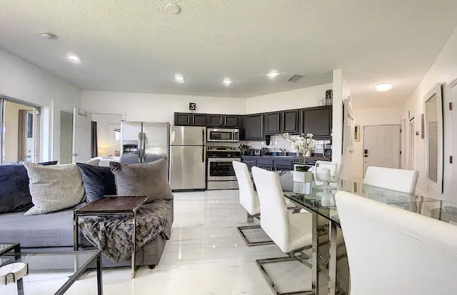 5 Room PGA Village Golf Resort Villa 2BR 2BA - Photo 9