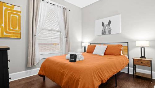 Stylish Home in Historic District Near Riverwalk - Foto 4