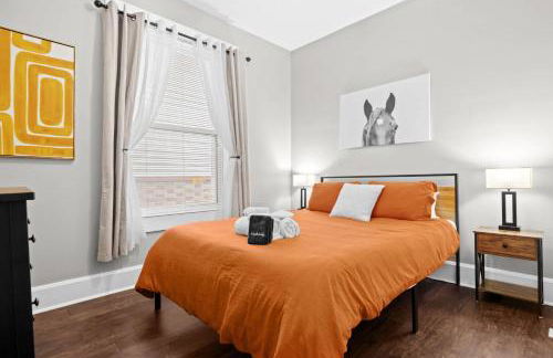 Stylish Home in Historic District Near Riverwalk - Foto 4