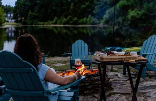 Labrador Lake with FirePit and Billiards - Foto 59