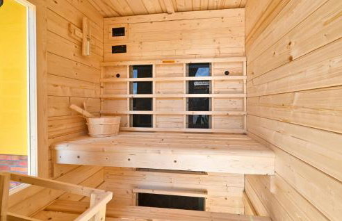 2 Bedroom Cozy Home In Gornja Ploscica - Foto 37