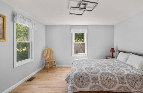 4 Bedroom - 5 min walk to Jenkins Pond - Foto 32