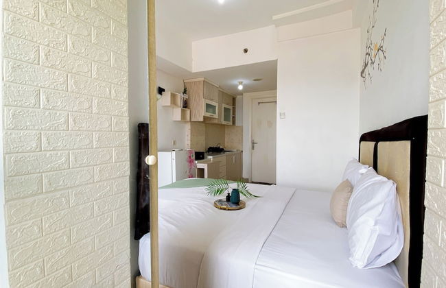 Homey And Cozy Living Studio At Poris 88 Apartment - Foto 6