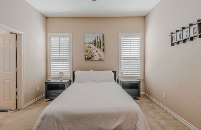 The Castle by the Lake w Pool Balcony Grandscape - Foto 34