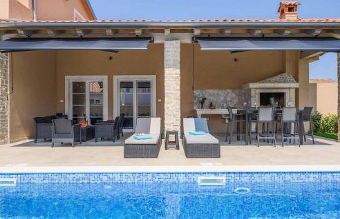 Beautiful Home In Maruzini With Wifi - Foto 8