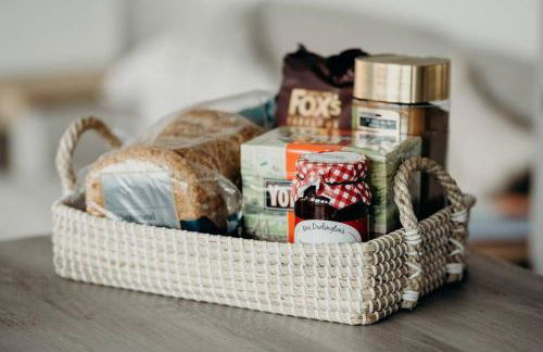 Elegant Barn Retreat with jacuzzi - Foto 18