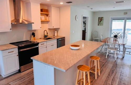 Beautiful home with large pool! Close to the beach! - Foto 24