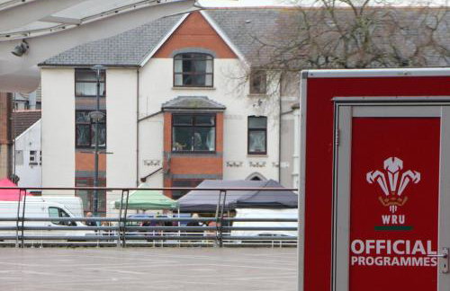 1 Fitzhamon Embankment APARTMENTS opposite Principality Stadium - LONG STAY OFFER - Foto 36