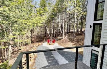 NEW cozy getaway near Mt Monadnock with hot tub - Foto 63