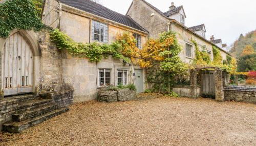 October Cottage - Photo 2