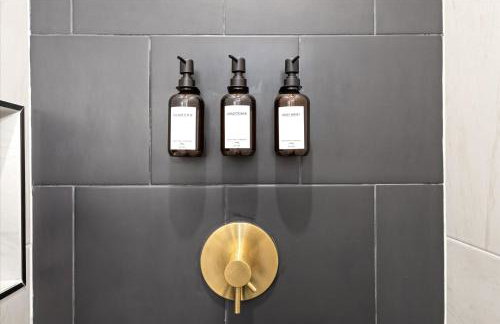 Spacious Downtown Indy Home Perfect for Groups - Photo 44