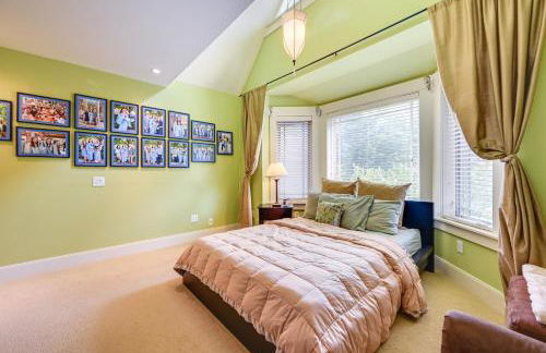 Hot Tub, Gym, Game Room! Luxe Estate in Longmeadow - Foto 14